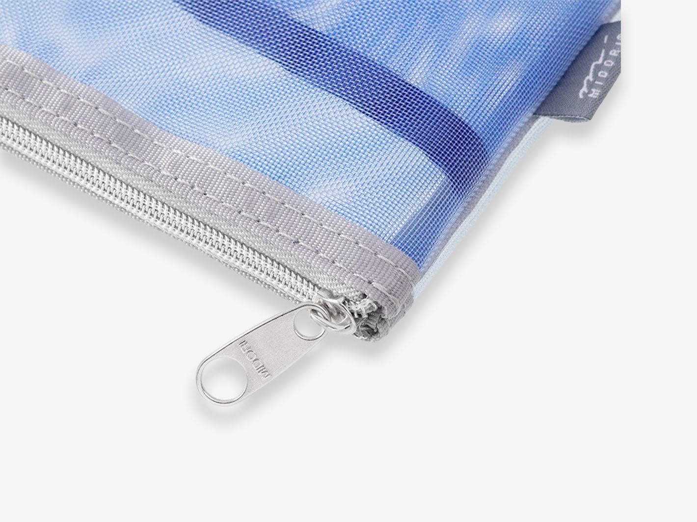 Mesh Pouch B6 Light Blue