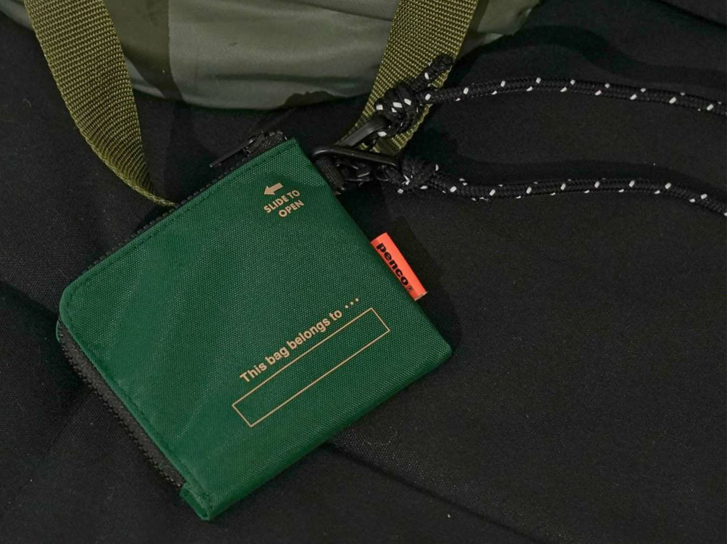 L-Zip Pouch Dark Green