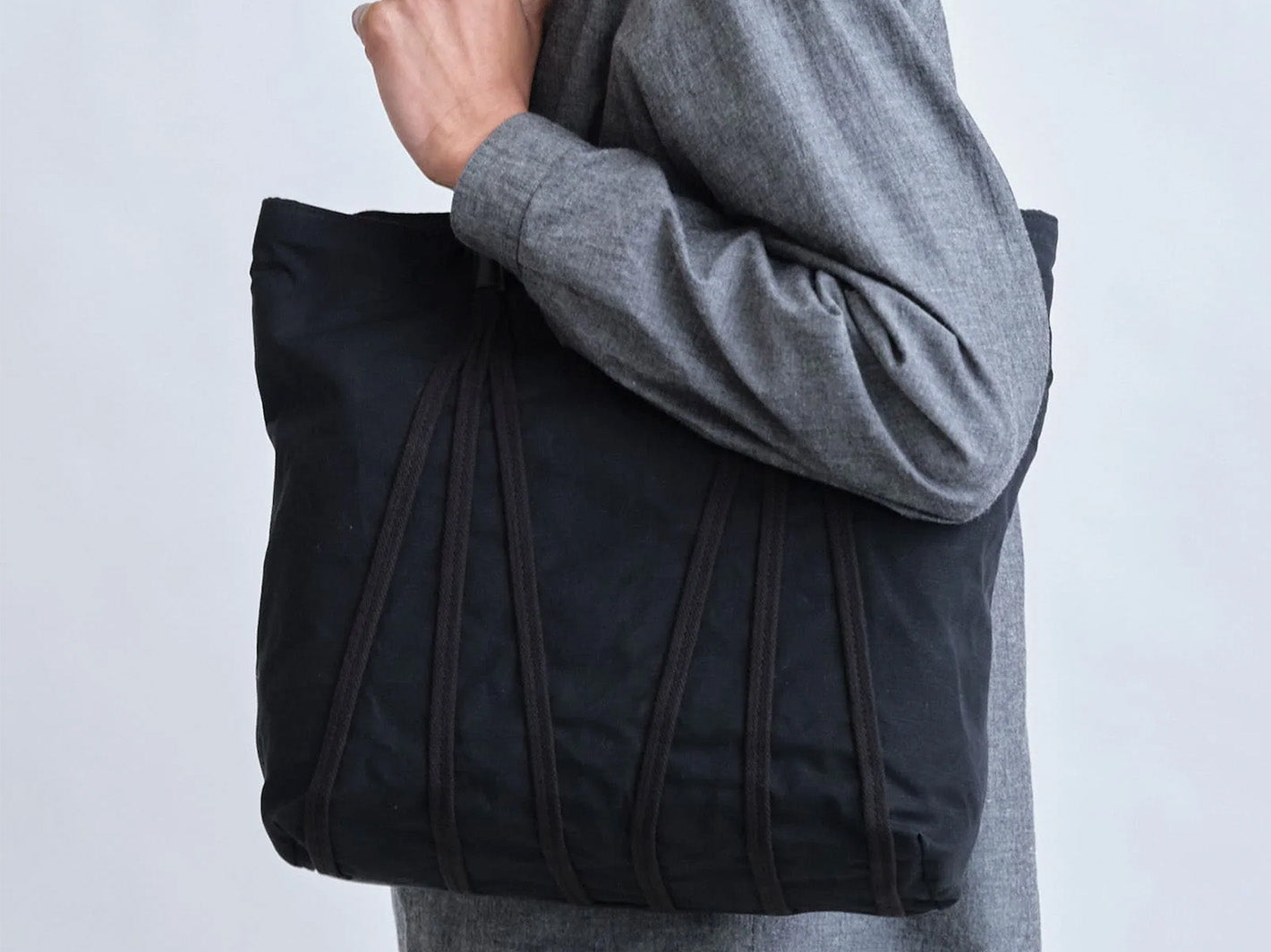 A4 Bag BW Black