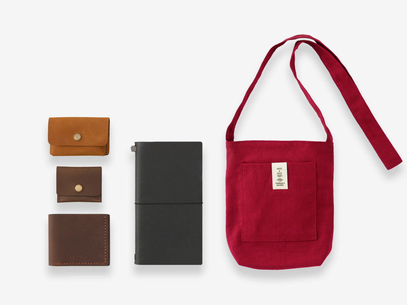 TRAVELER'S FACTORY | Sacoche Red | Misc Store Amsterdam