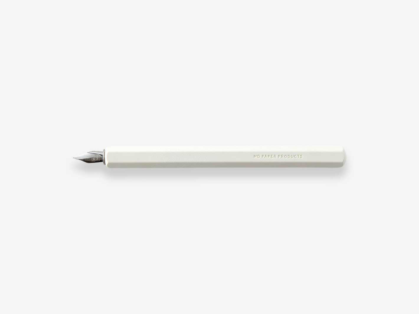  MD Paper Midori Designphil Fountain Pen 38079006 MD Fountain  Pen Medium Point With Kanji LOVE Sticker, White, 0.43 x 5.23 in : Office  Products