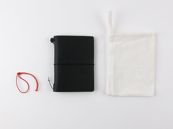 midori TRAVELER'S notebook黒パスポートサイズ Amazon.co.jp: DESIGNPHIL ミドリ(MIDORI)トラベラーズノート